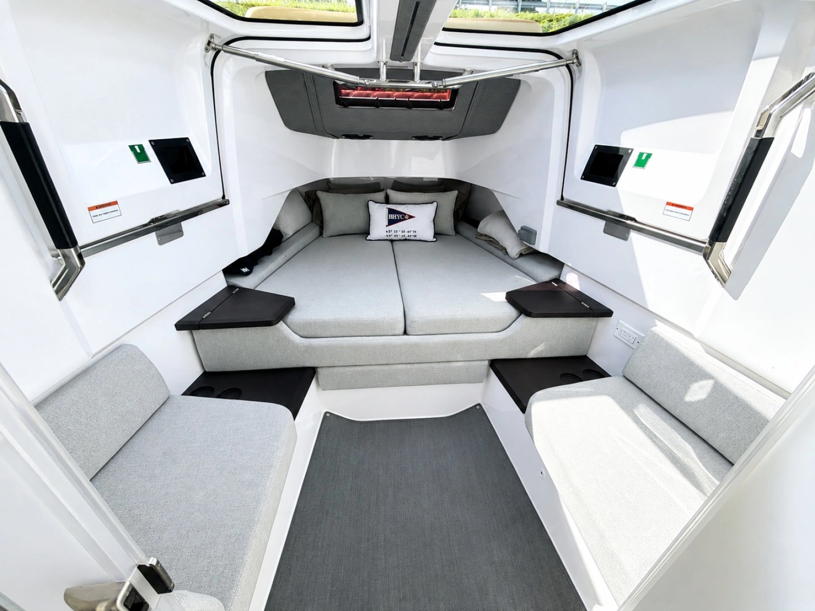 2022 Axopar Brabus 37 XC Cross Cabin