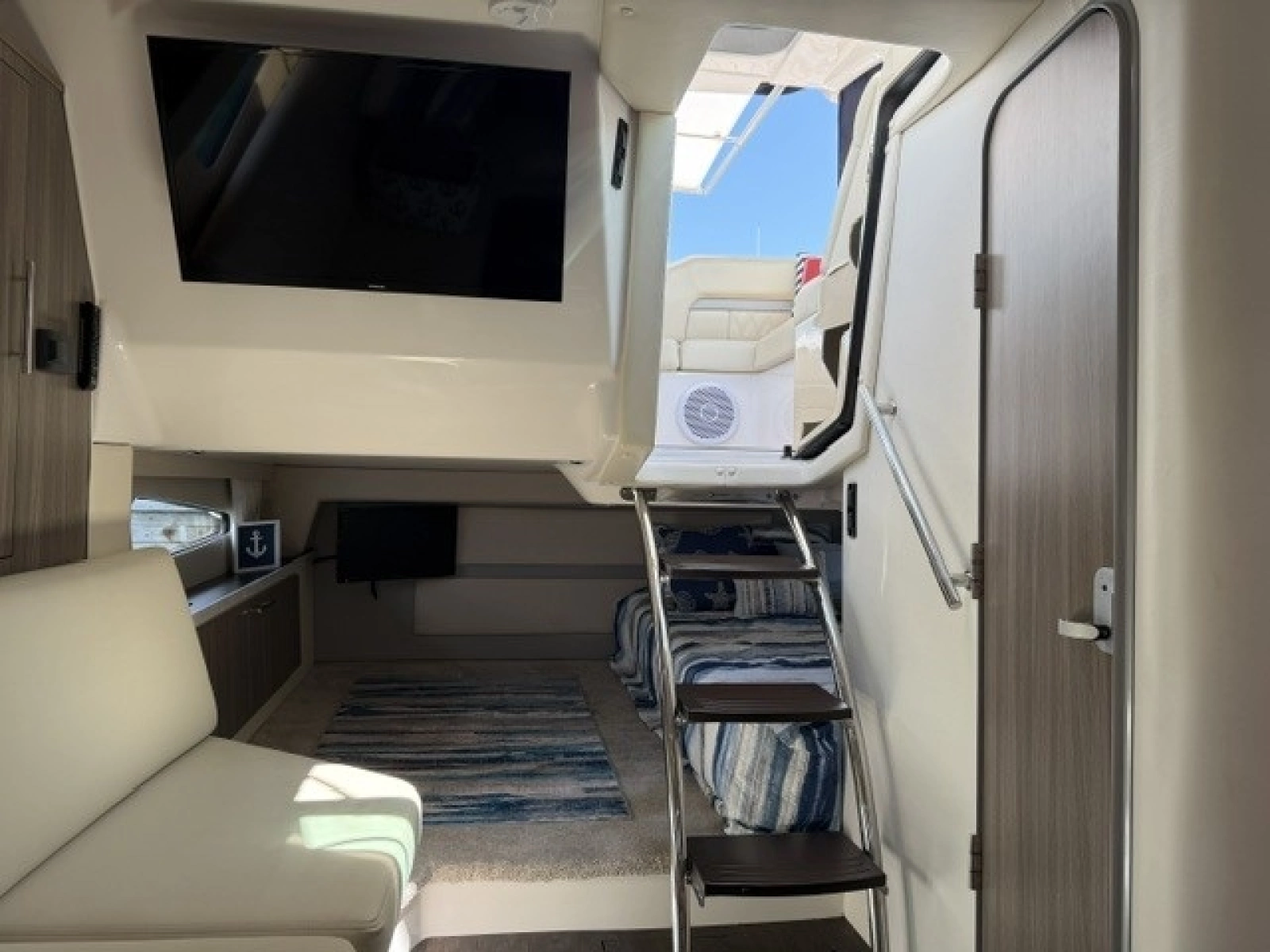 2020 Regal 33 XO