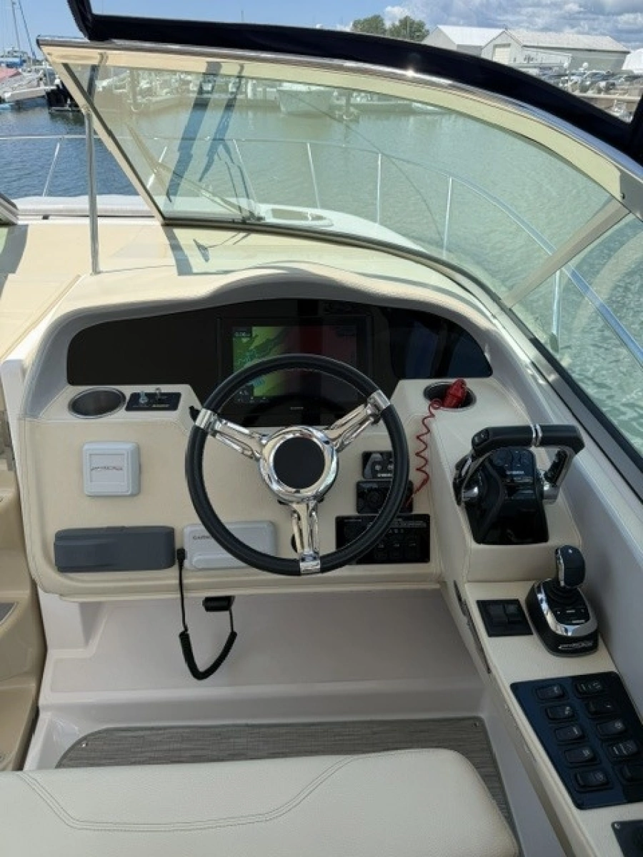2020 Regal 33 XO