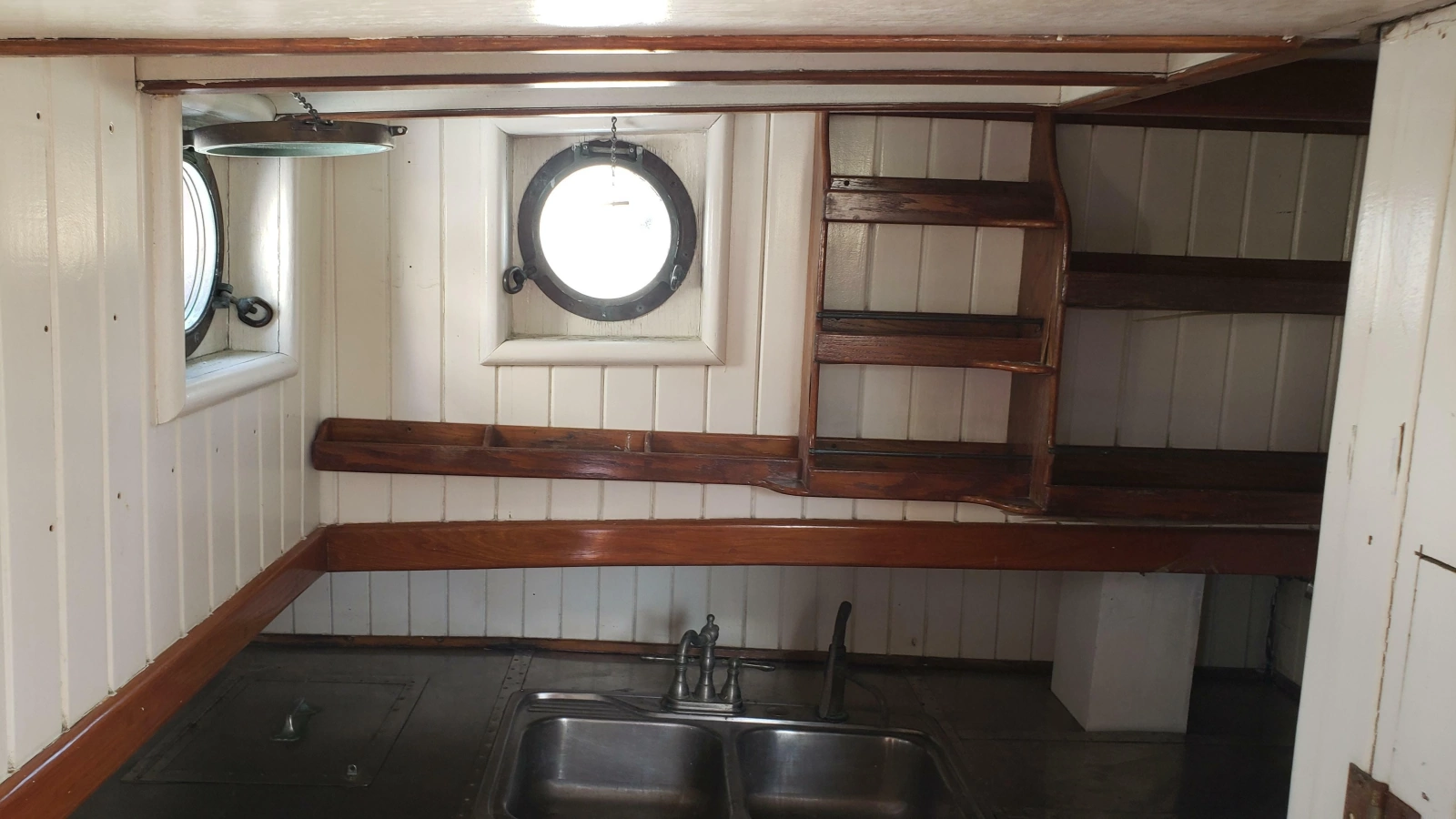 1996 Custom Biloxi Schooner