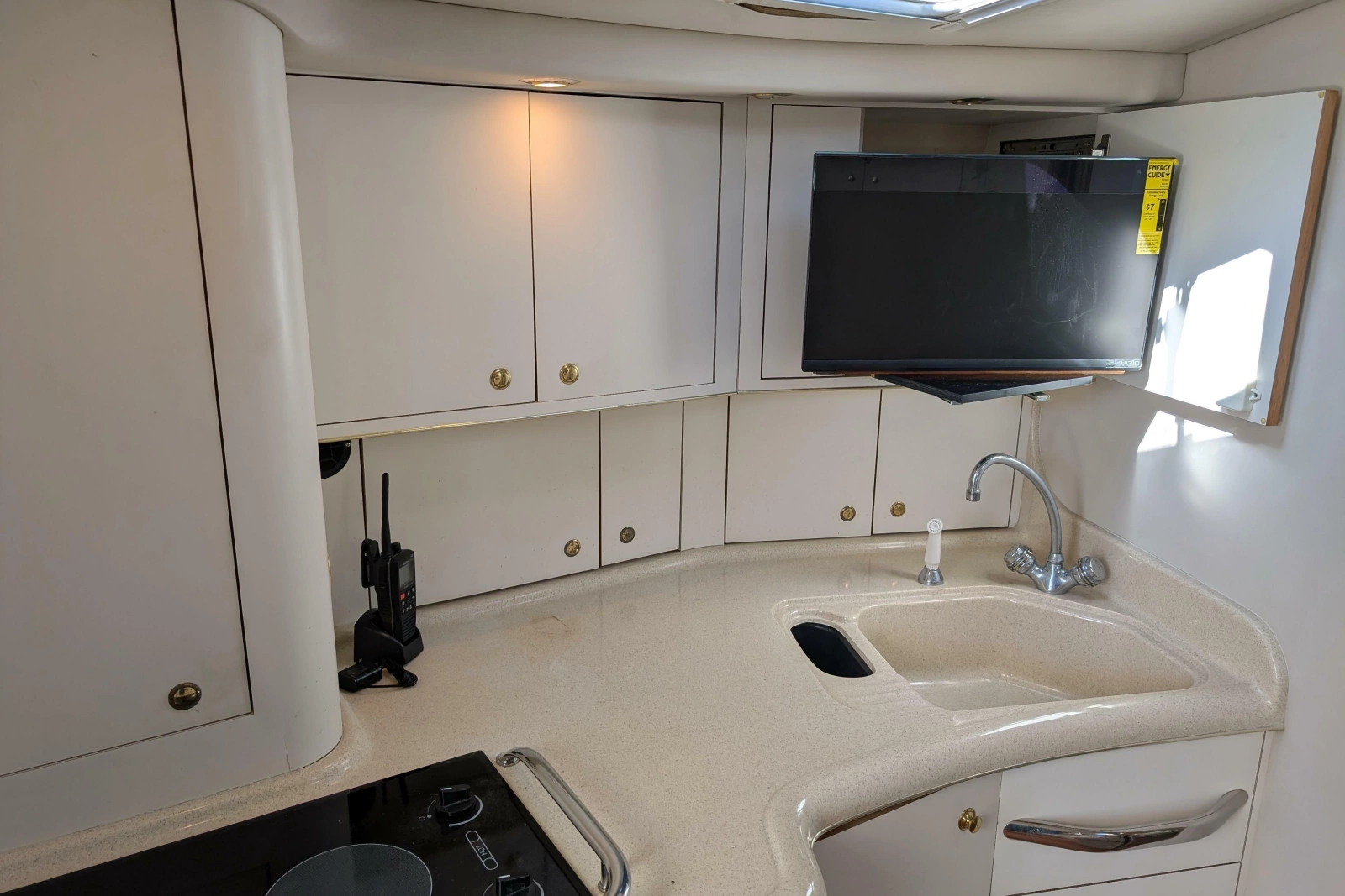 1999 Sea Ray 370 Express Cruiser