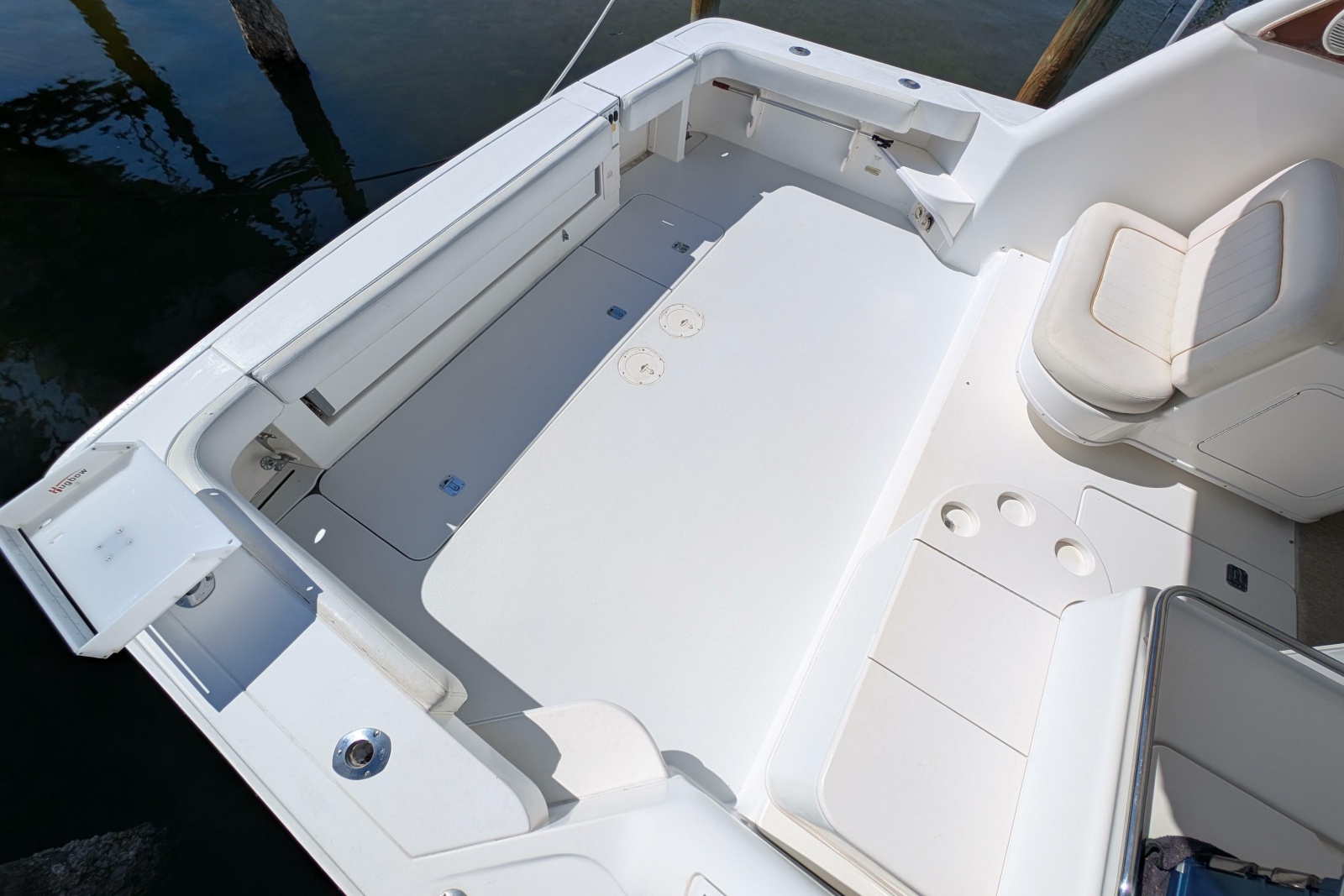 1999 Sea Ray 370 Express Cruiser