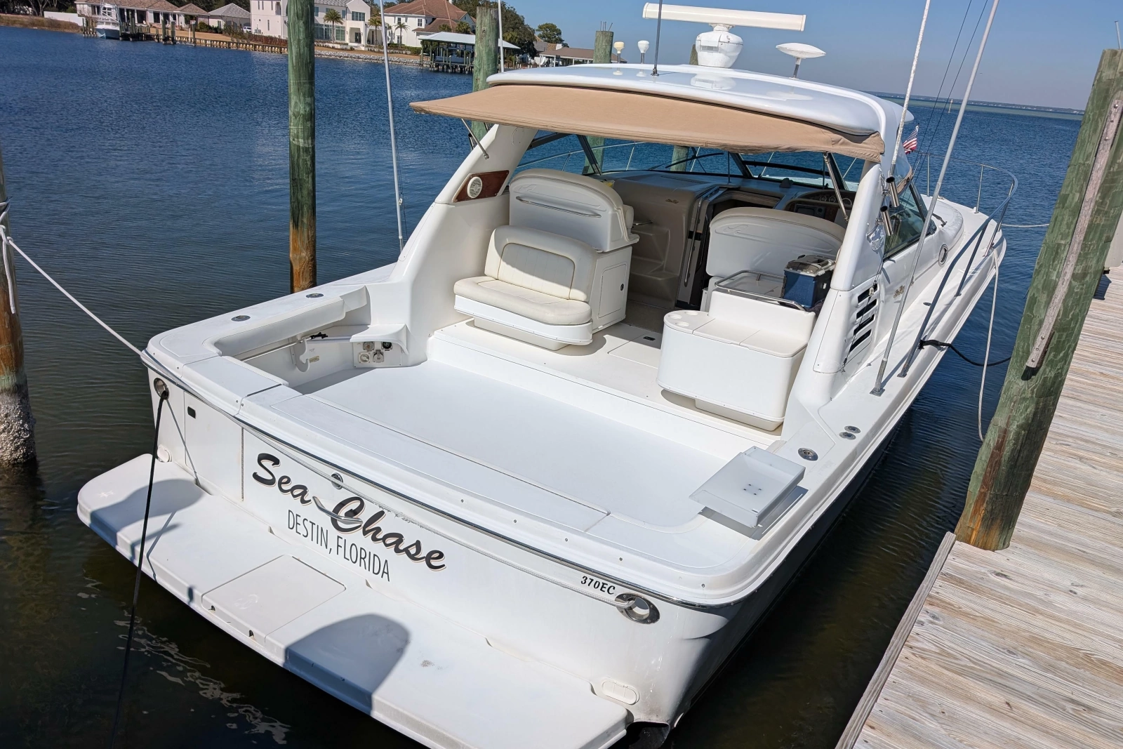 1999 Sea Ray 370 Express Cruiser