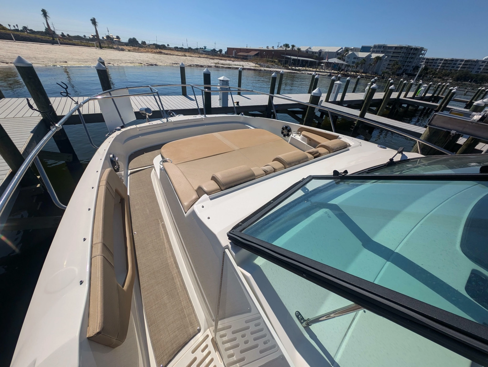2019 Sea Ray Sundancer 320