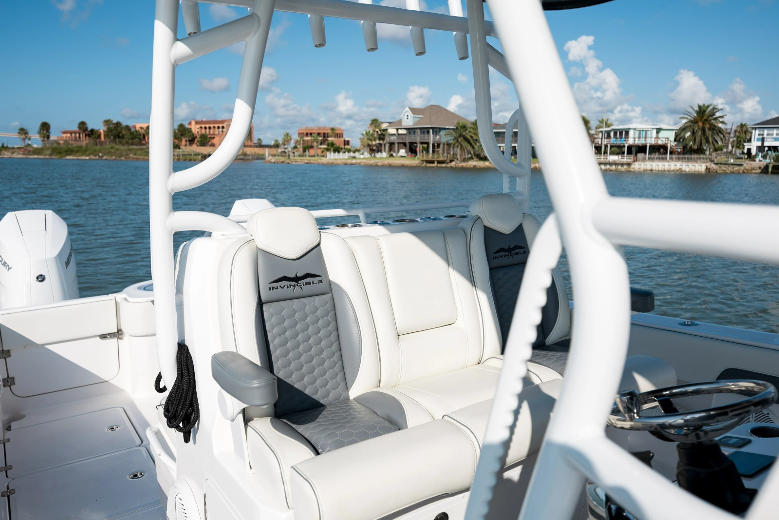 2024 Invincible 33 Catamaran