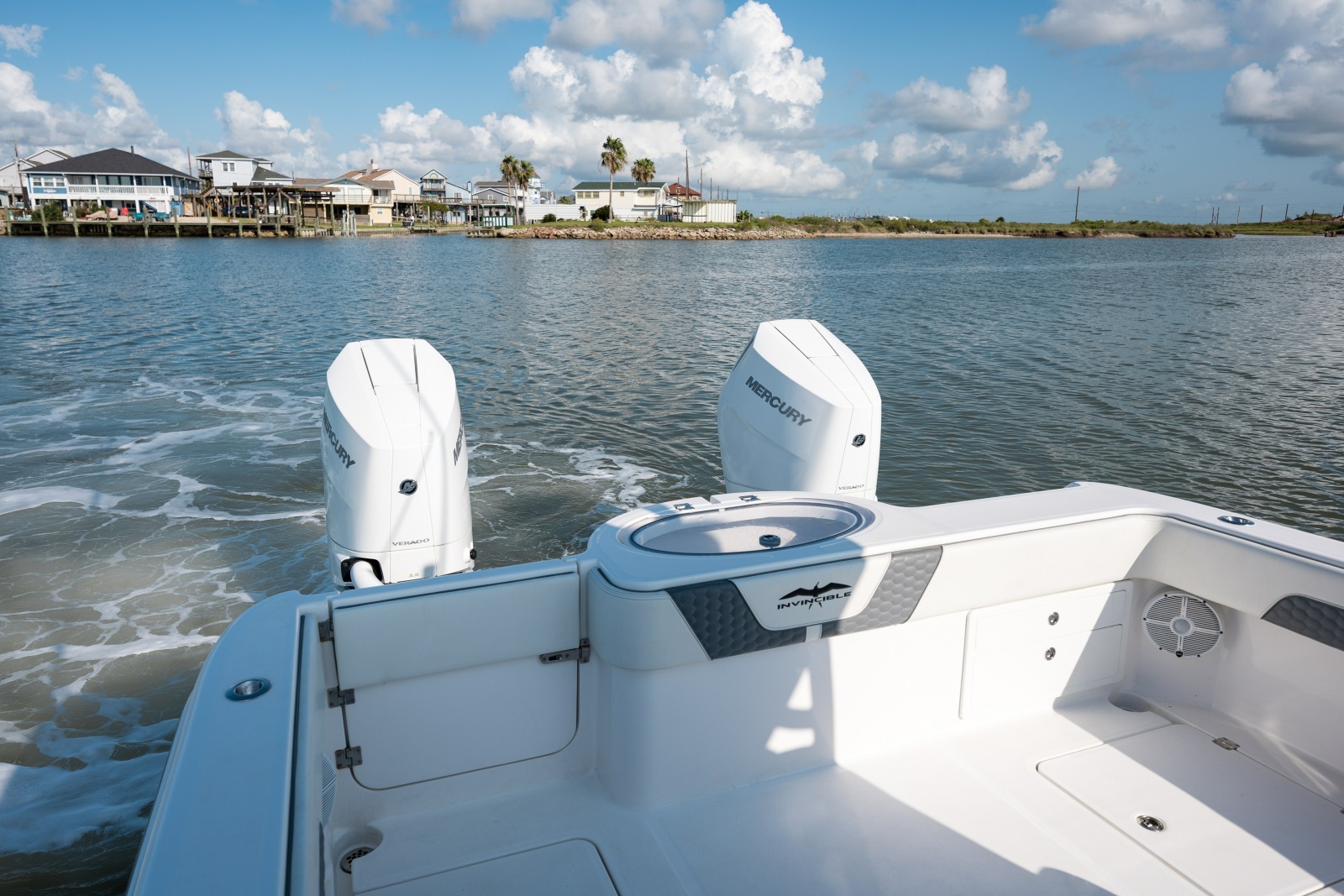 2024 Invincible 33 Catamaran