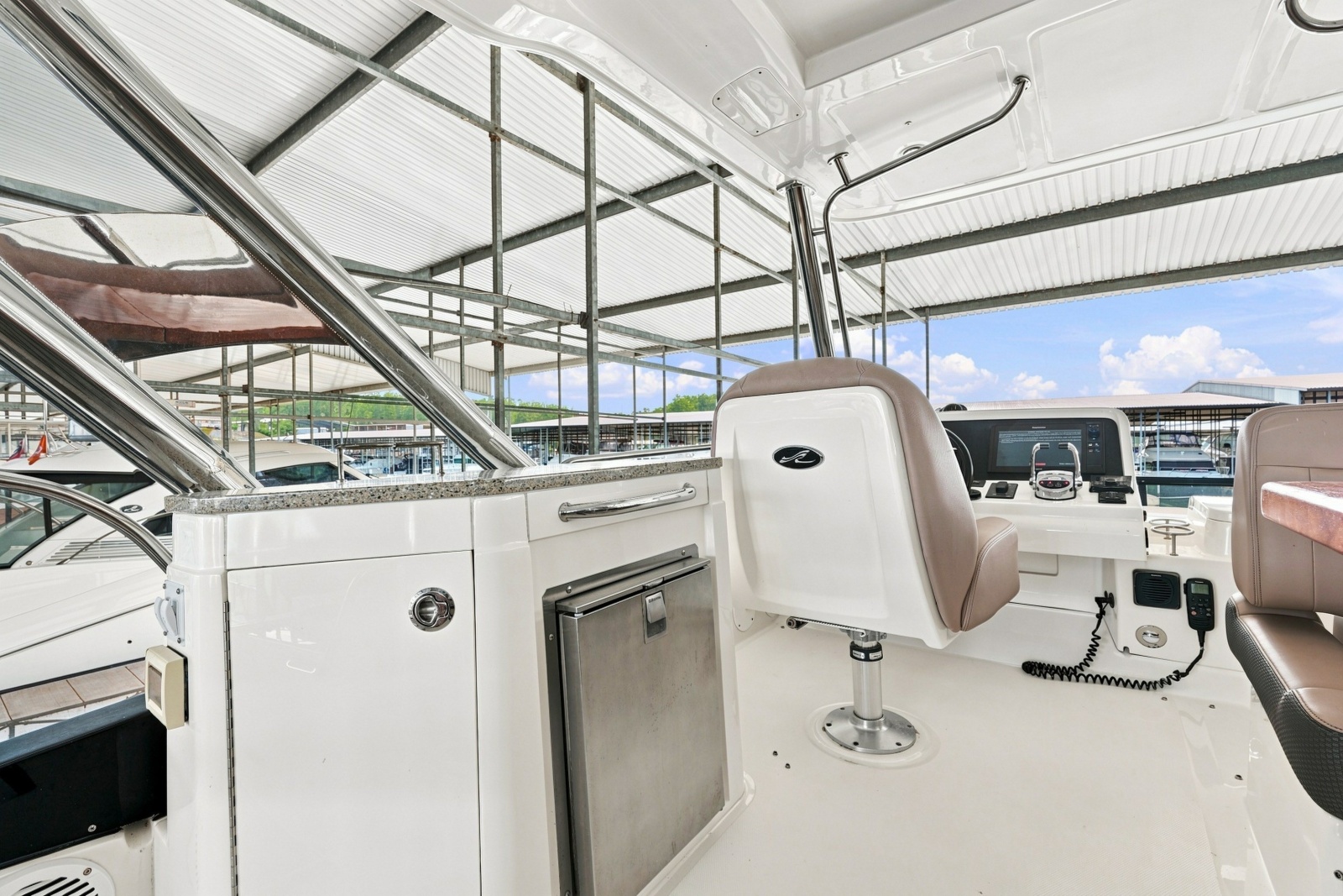 2017 Sea Ray Fly 400