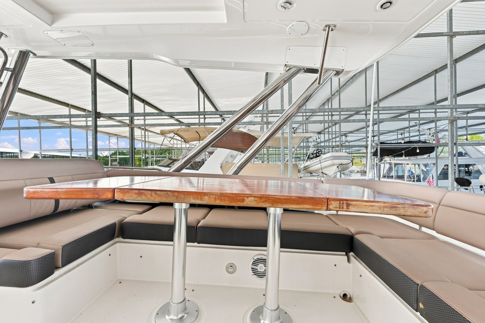 2017 Sea Ray Fly 400
