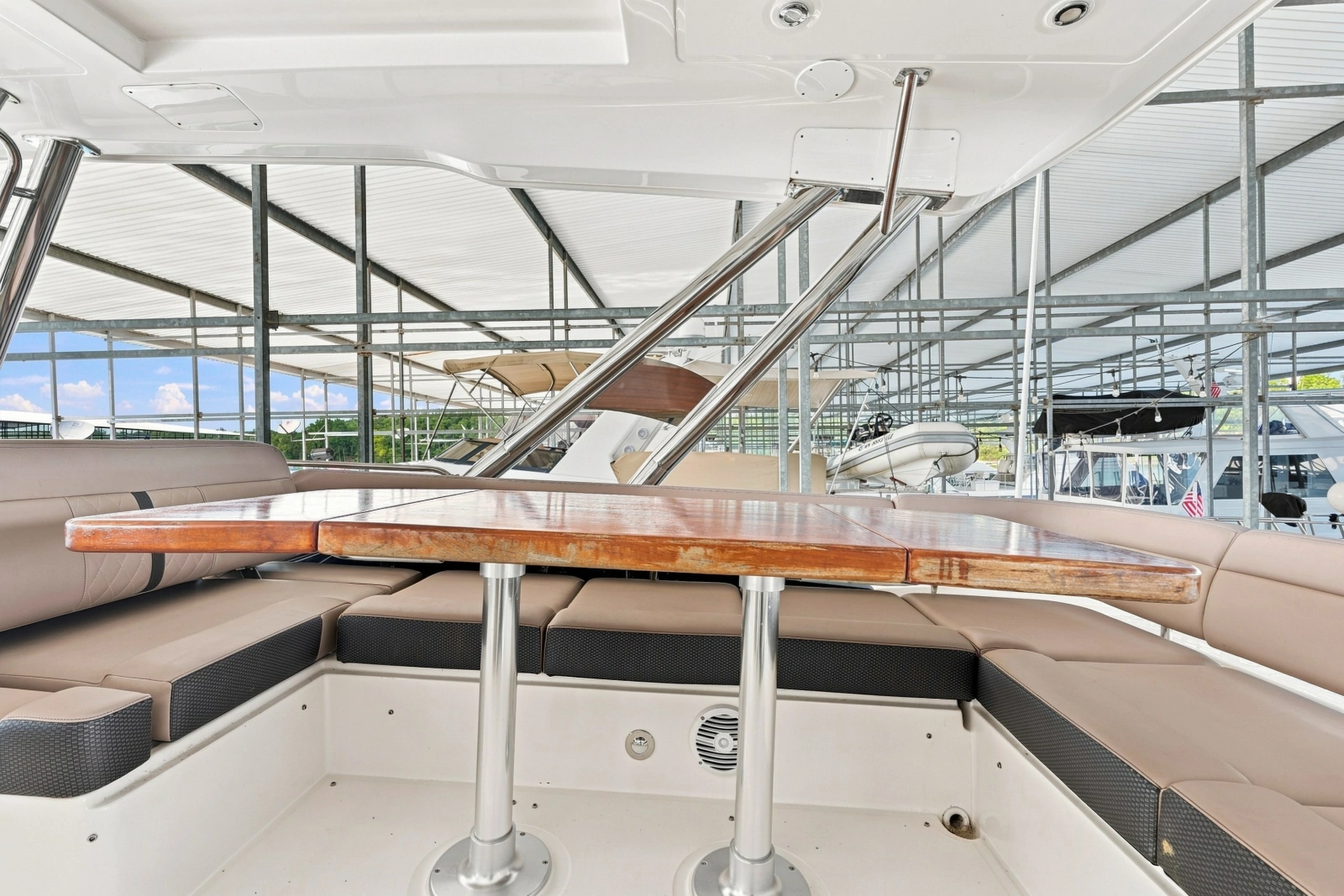 2017 Sea Ray Fly 400