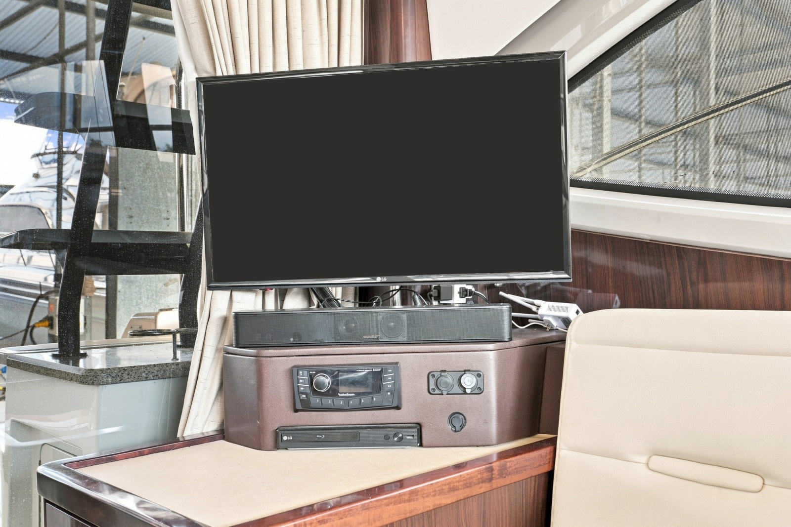 2017 Sea Ray Fly 400