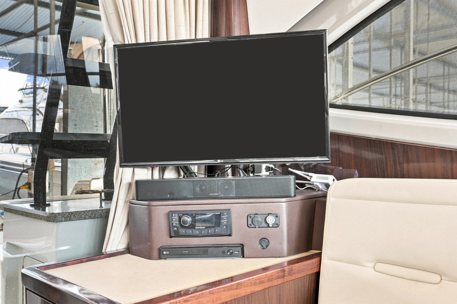 2017 Sea Ray Fly 400