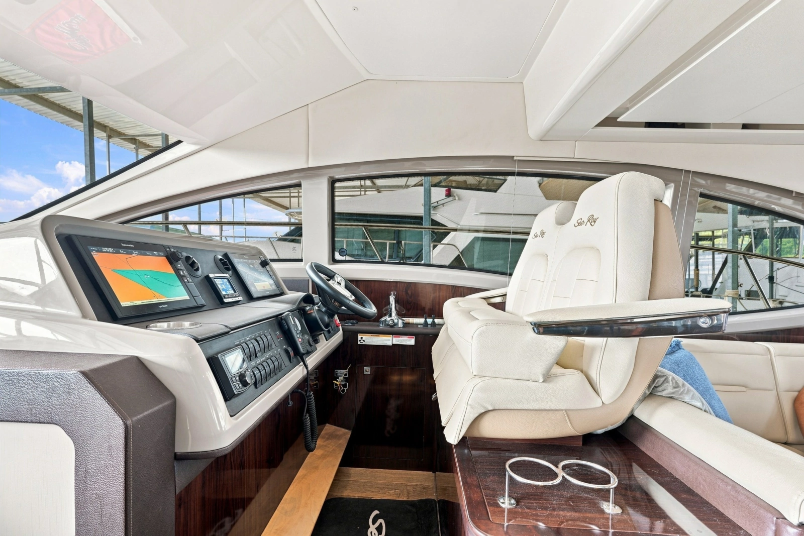 2017 Sea Ray Fly 400