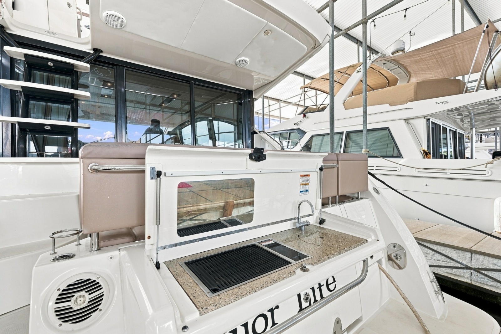 2017 Sea Ray Fly 400