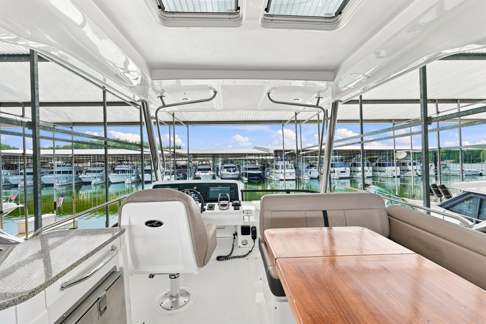 2017 Sea Ray Fly 400