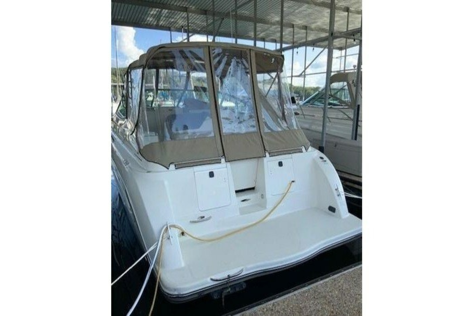 2000 Maxum 3200 SCR