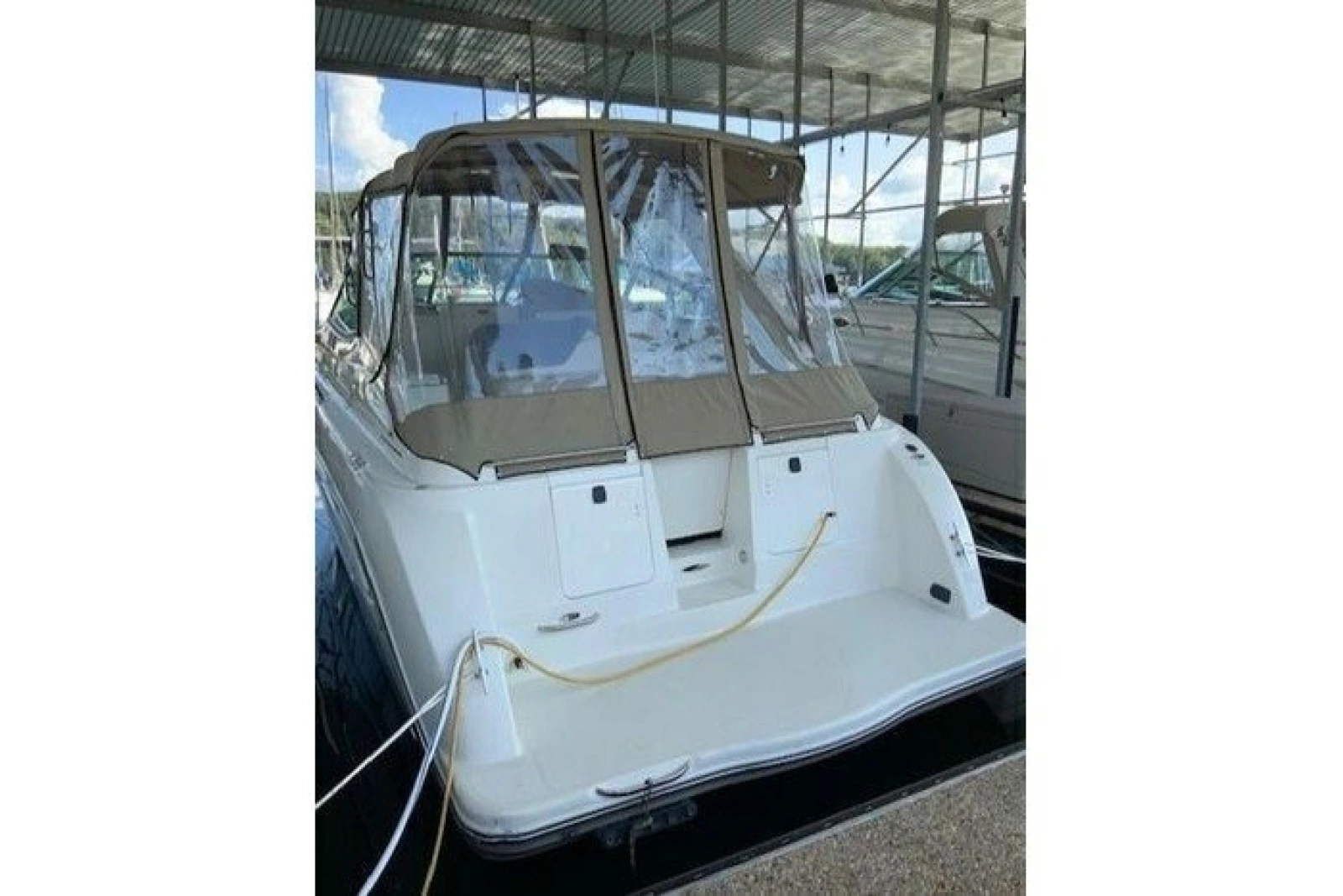 2000 Maxum 3200 SCR