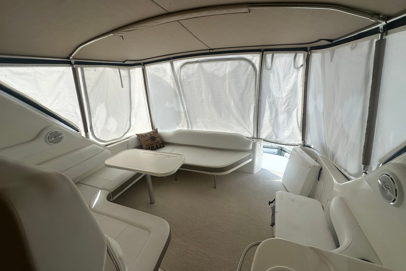 1999 Sea Ray Sundancer 370