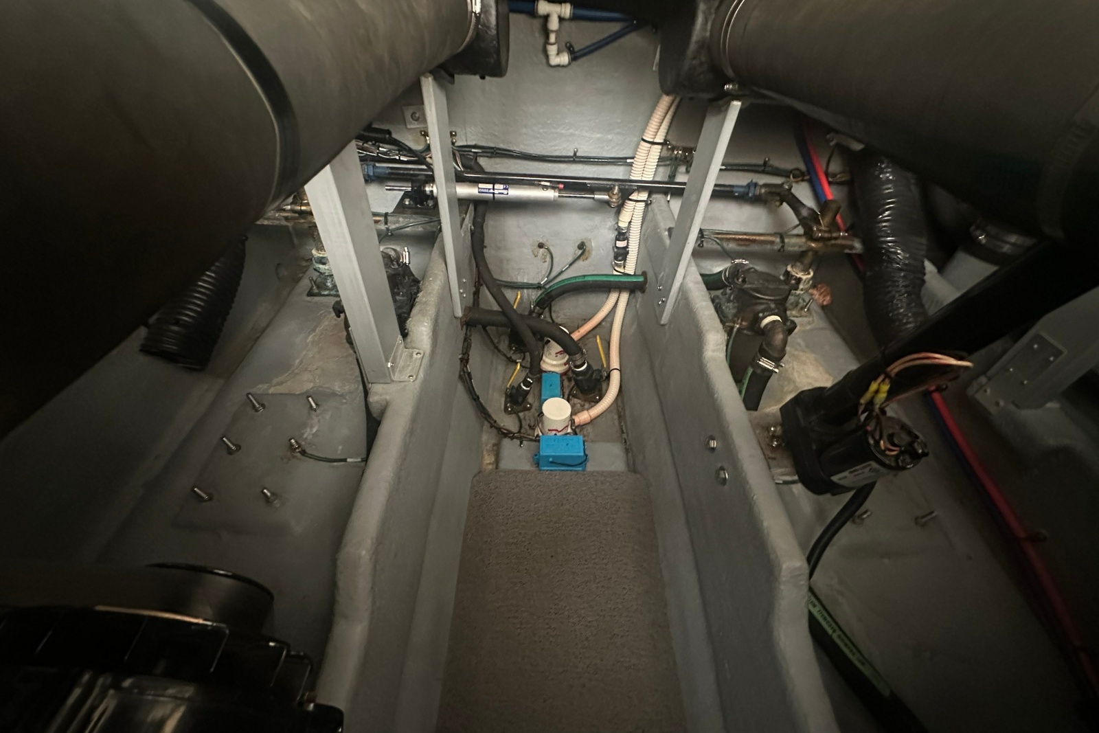 1999 Sea Ray Sundancer 370