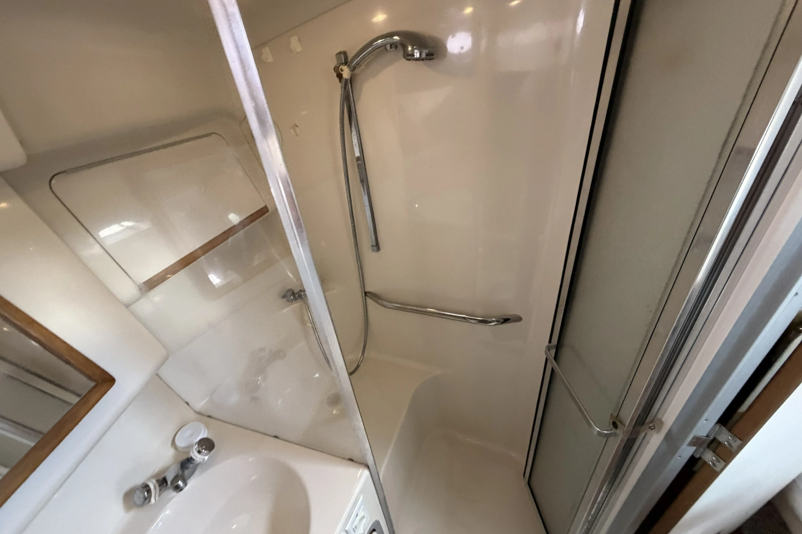 1995 Sea Ray Sundancer 370