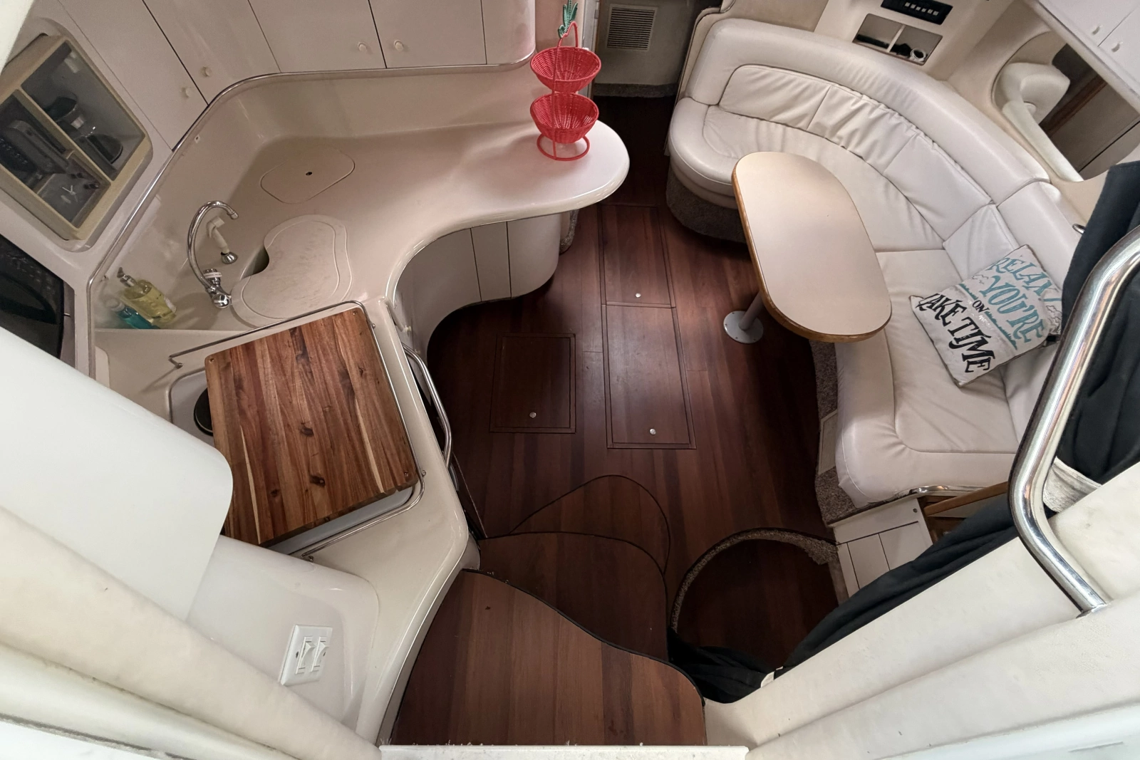 1995 Sea Ray Sundancer 370