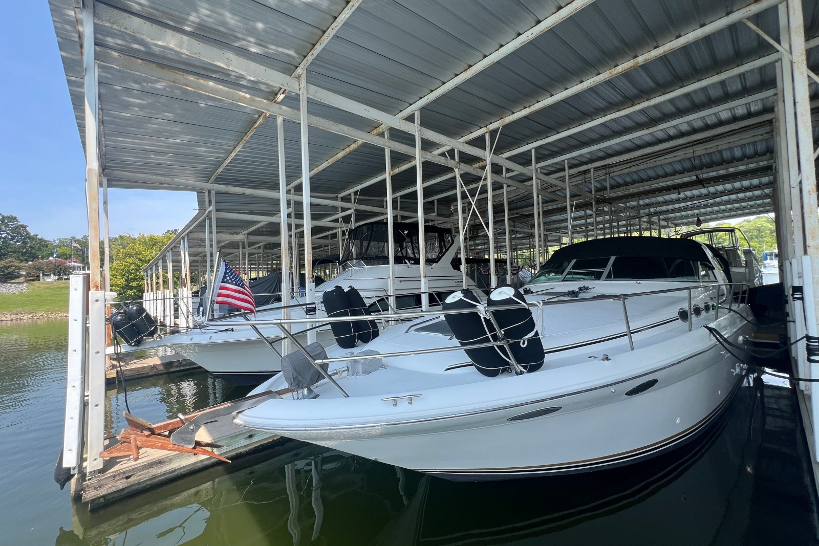 1995 Sea Ray Sundancer 370