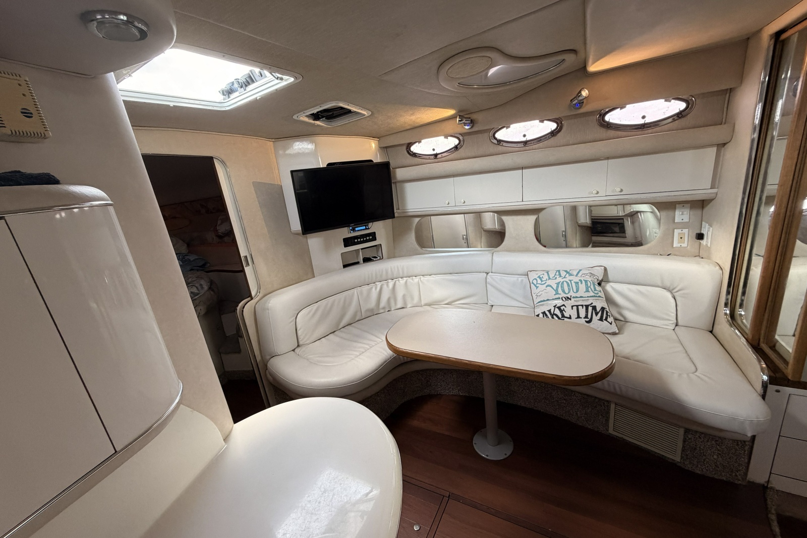 1995 Sea Ray Sundancer 370