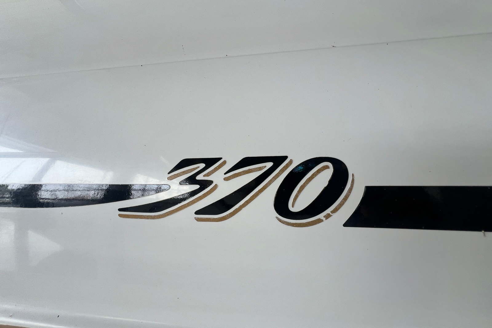1995 Sea Ray Sundancer 370