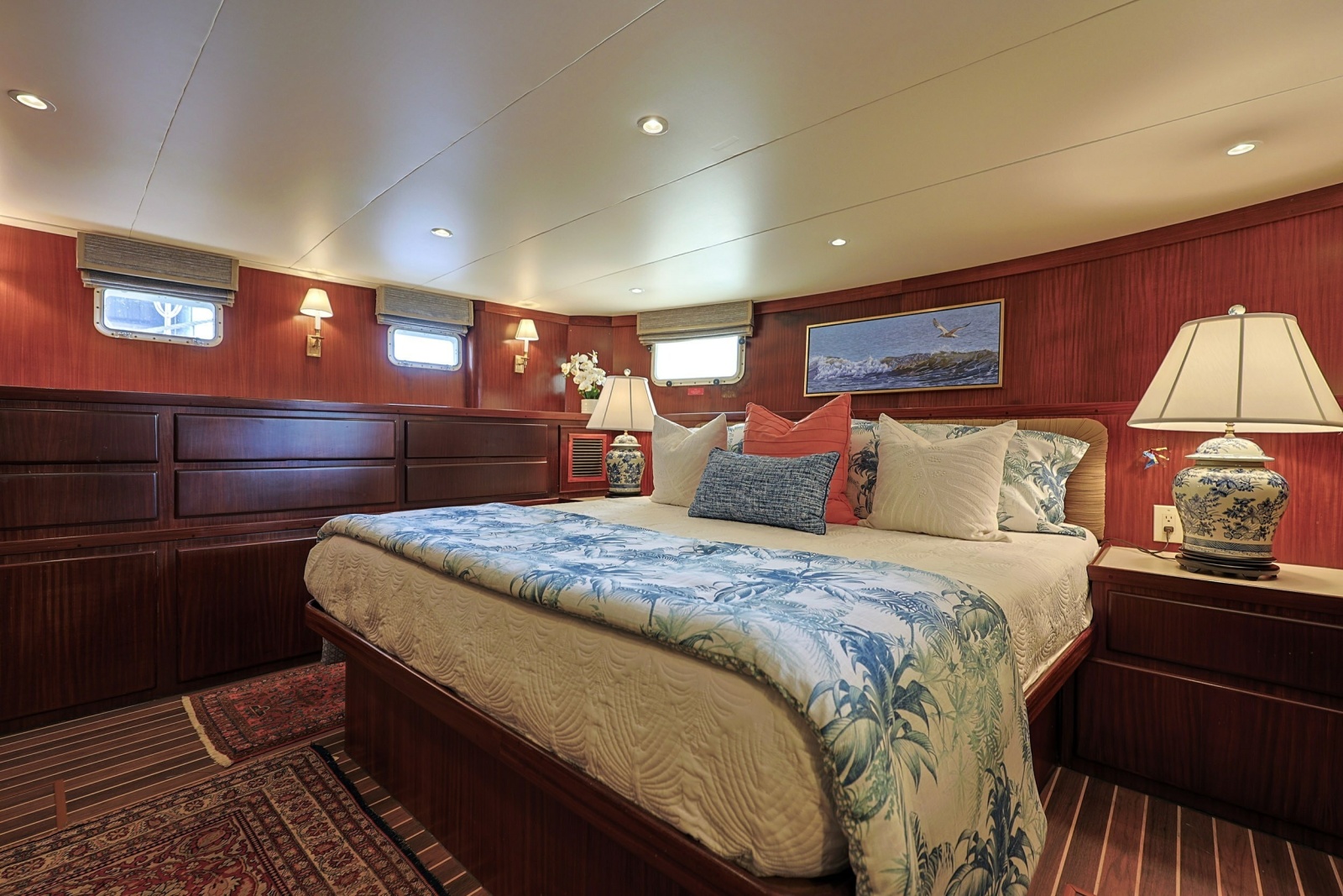 1989 Hatteras 74 Cockpit Motor Yacht