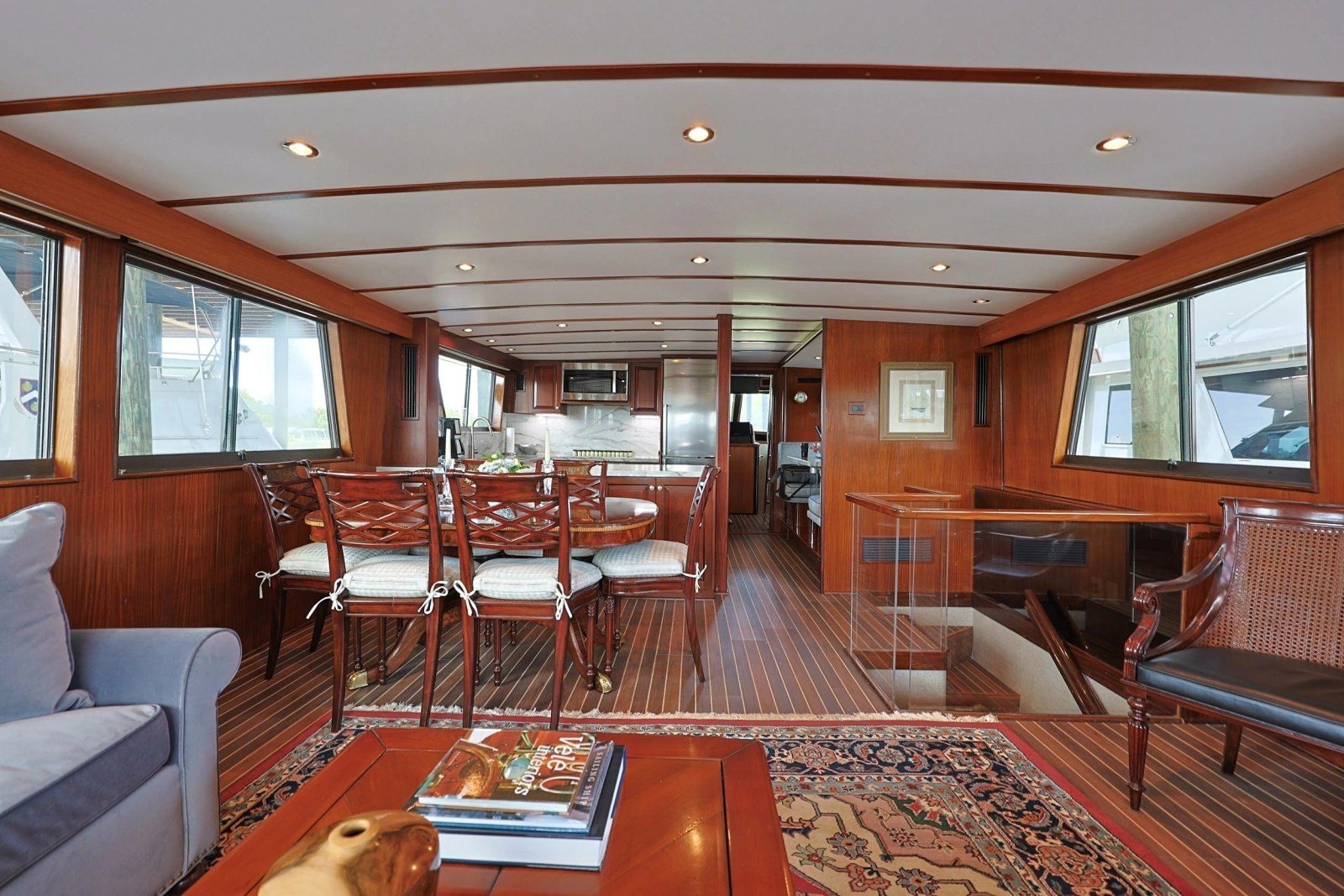 1989 Hatteras 74 Cockpit Motor Yacht