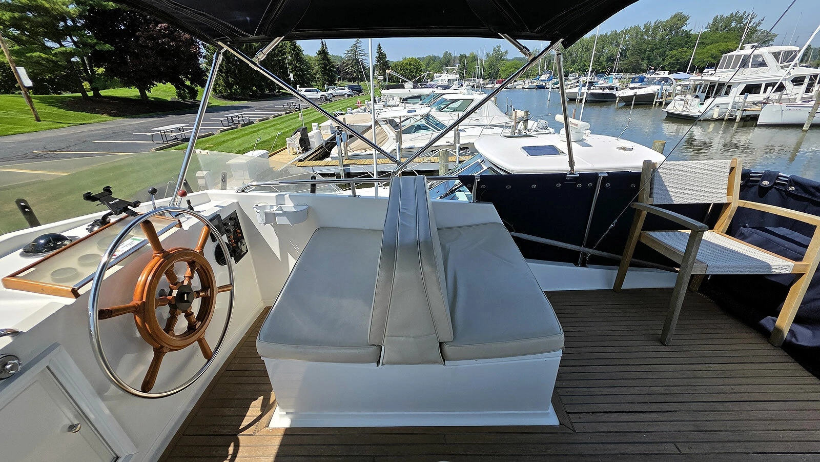 Flybridge Starboard