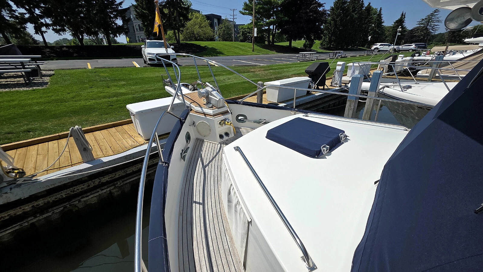 Port Bow Side Deck