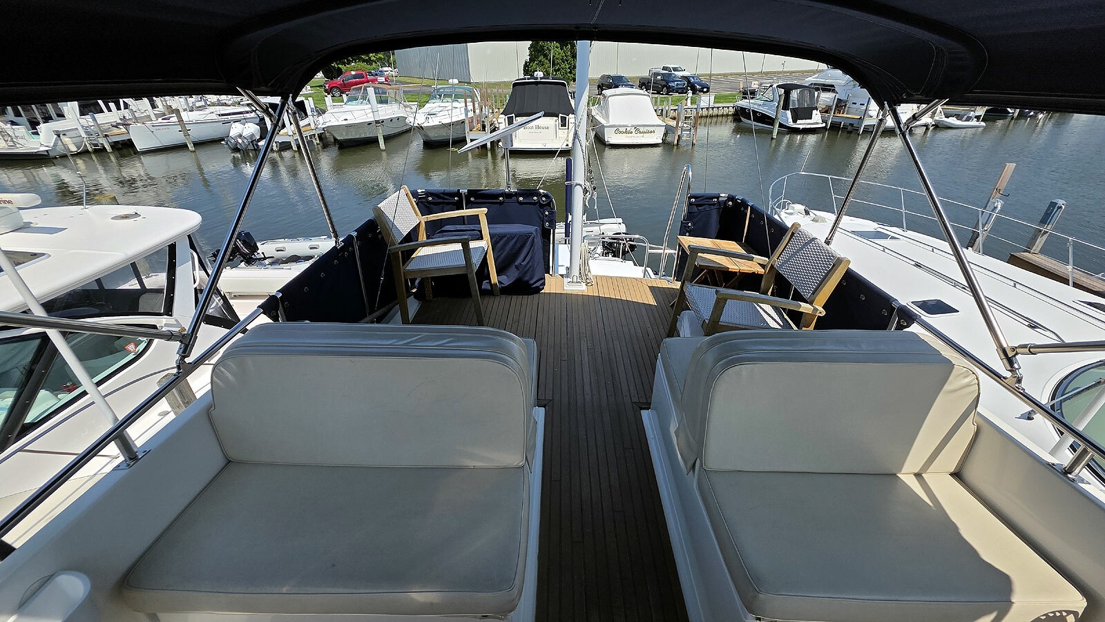 Flybridge Aft