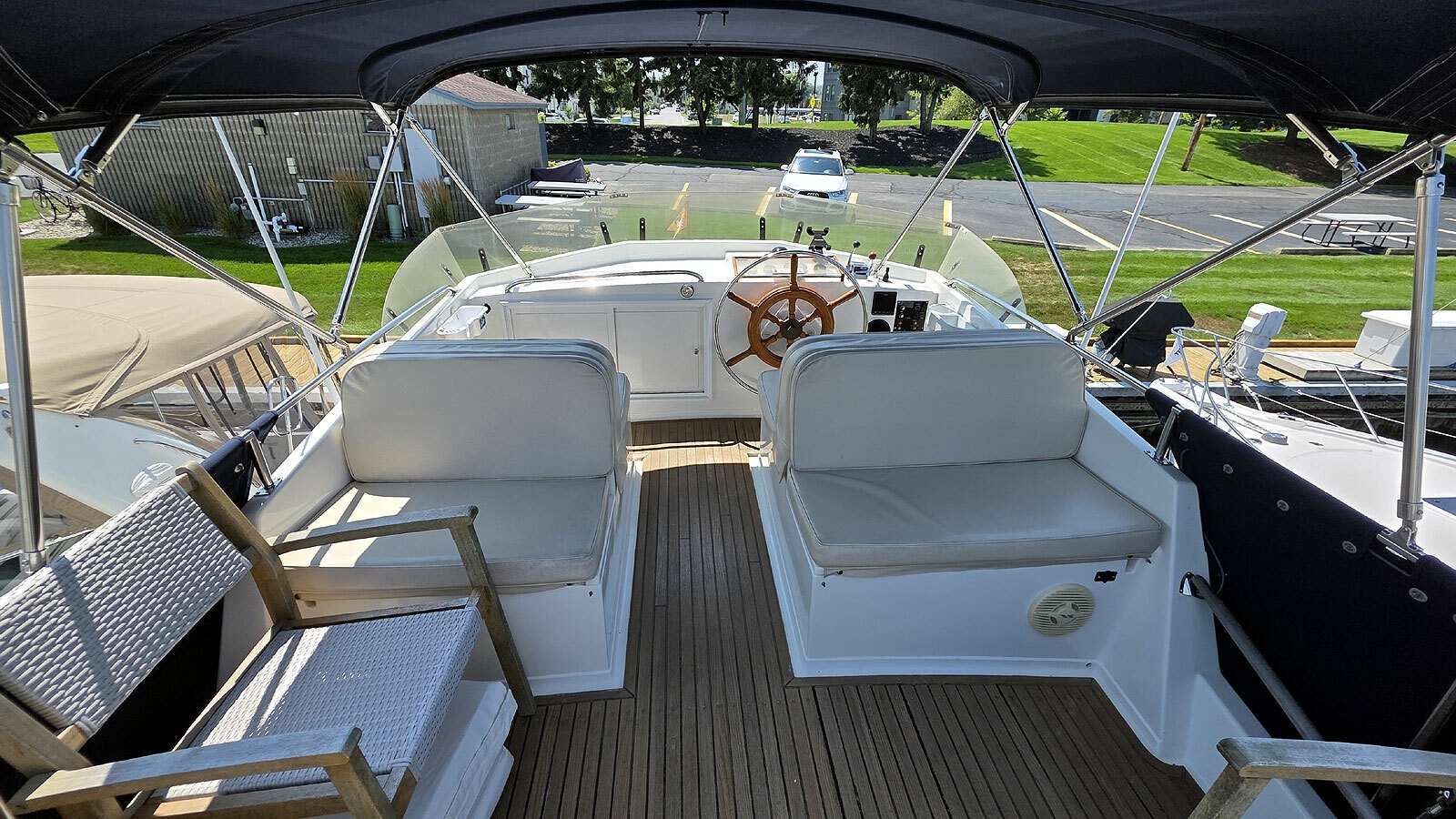 Flybridge Forward