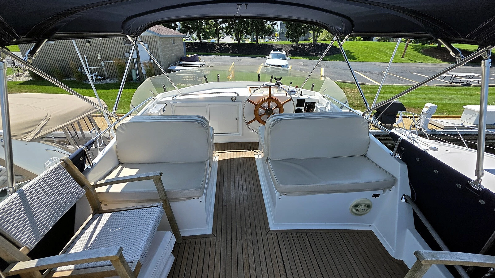 Flybridge Forward