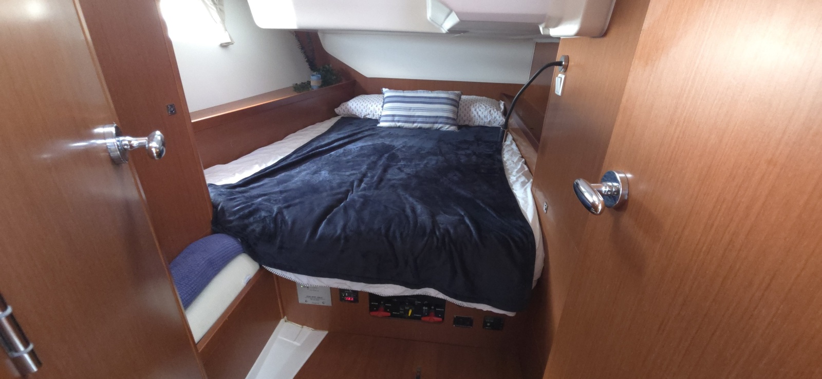 2013 Beneteau Oceanis 45