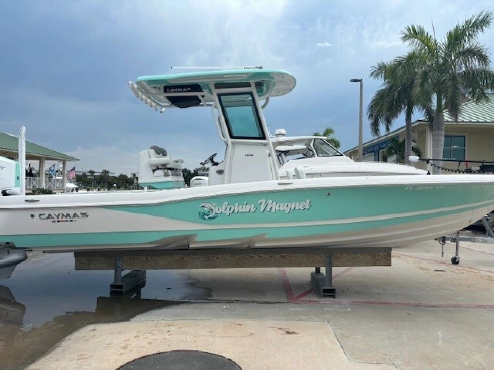 2025 Caymas 28 HB