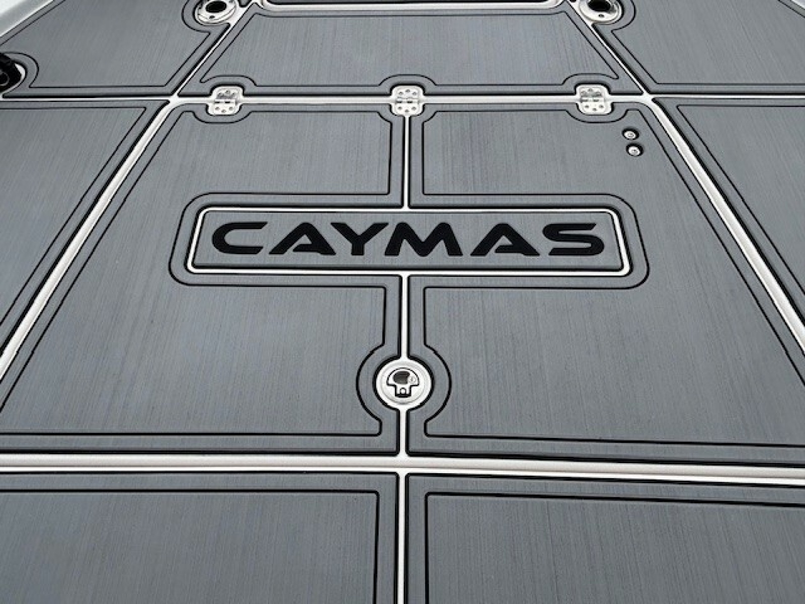 2025 Caymas 28 HB