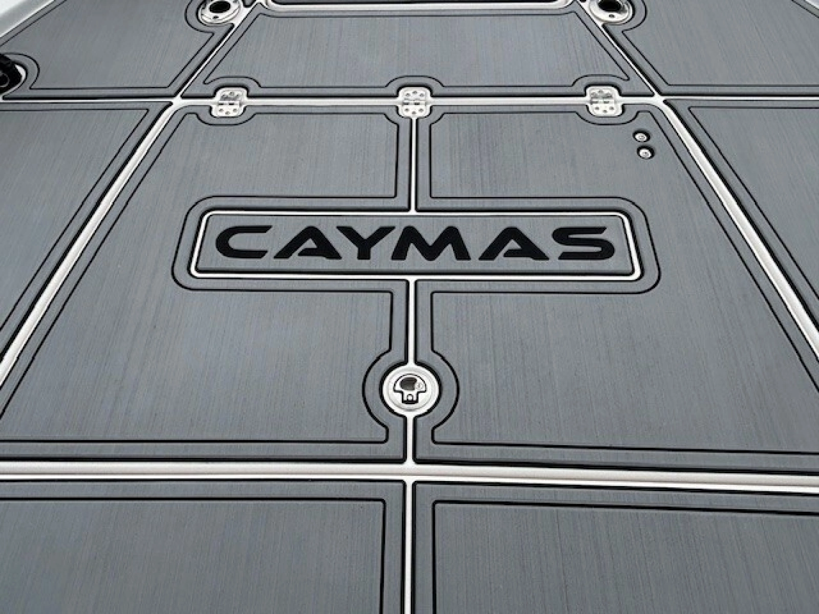 2025 Caymas 28 HB