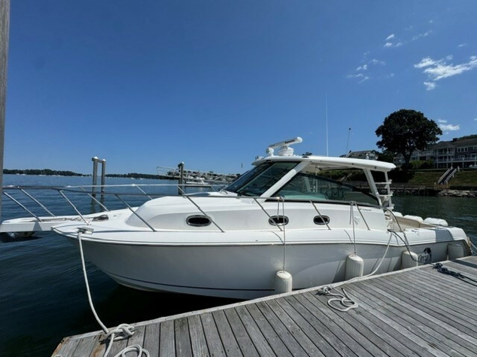 2016 Boston Whaler