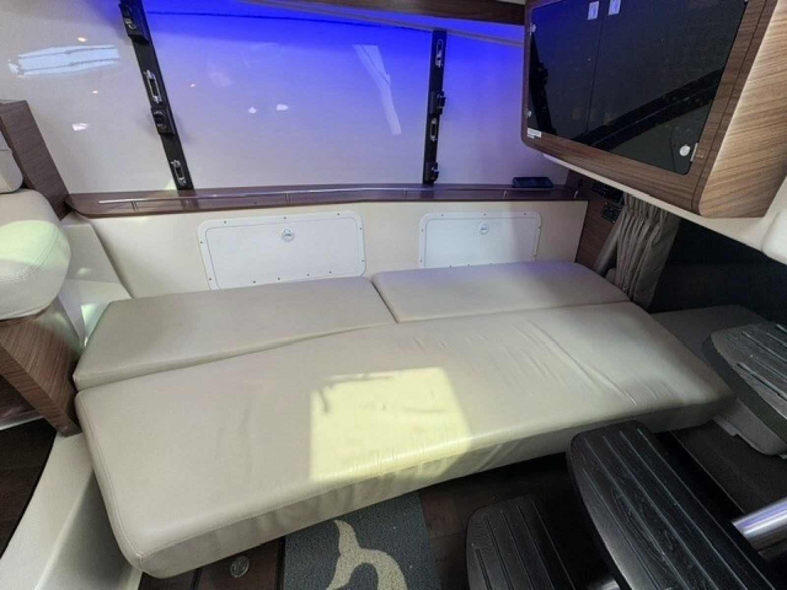 2016 Boston Whaler