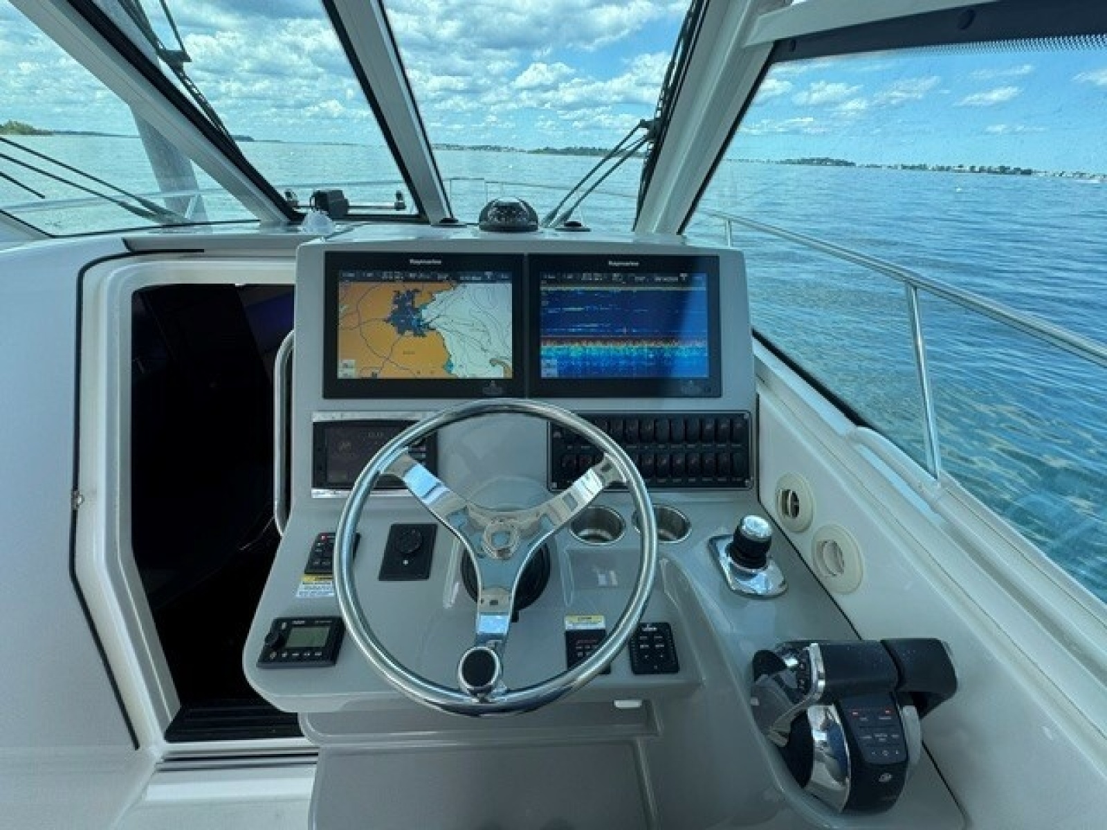 2016 Boston Whaler