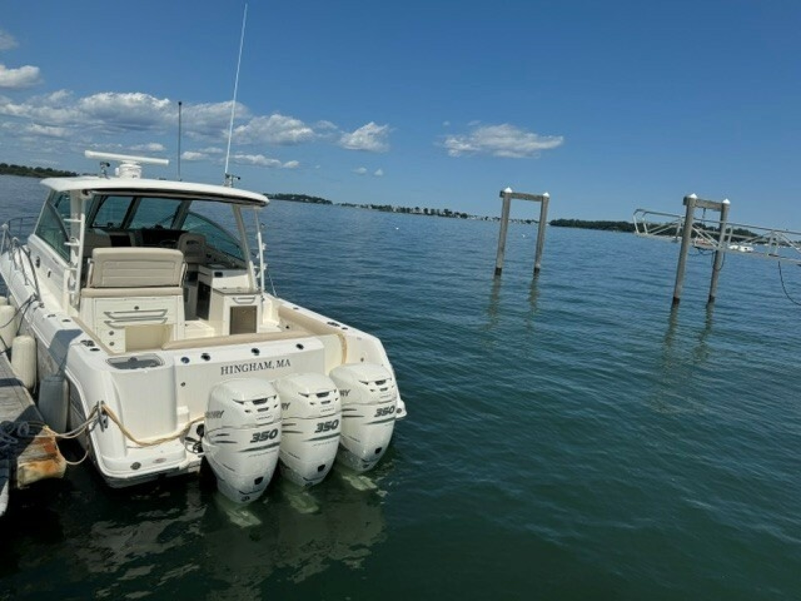 2016 Boston Whaler
