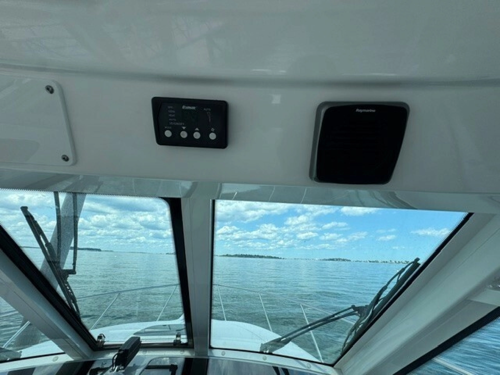 2016 Boston Whaler 