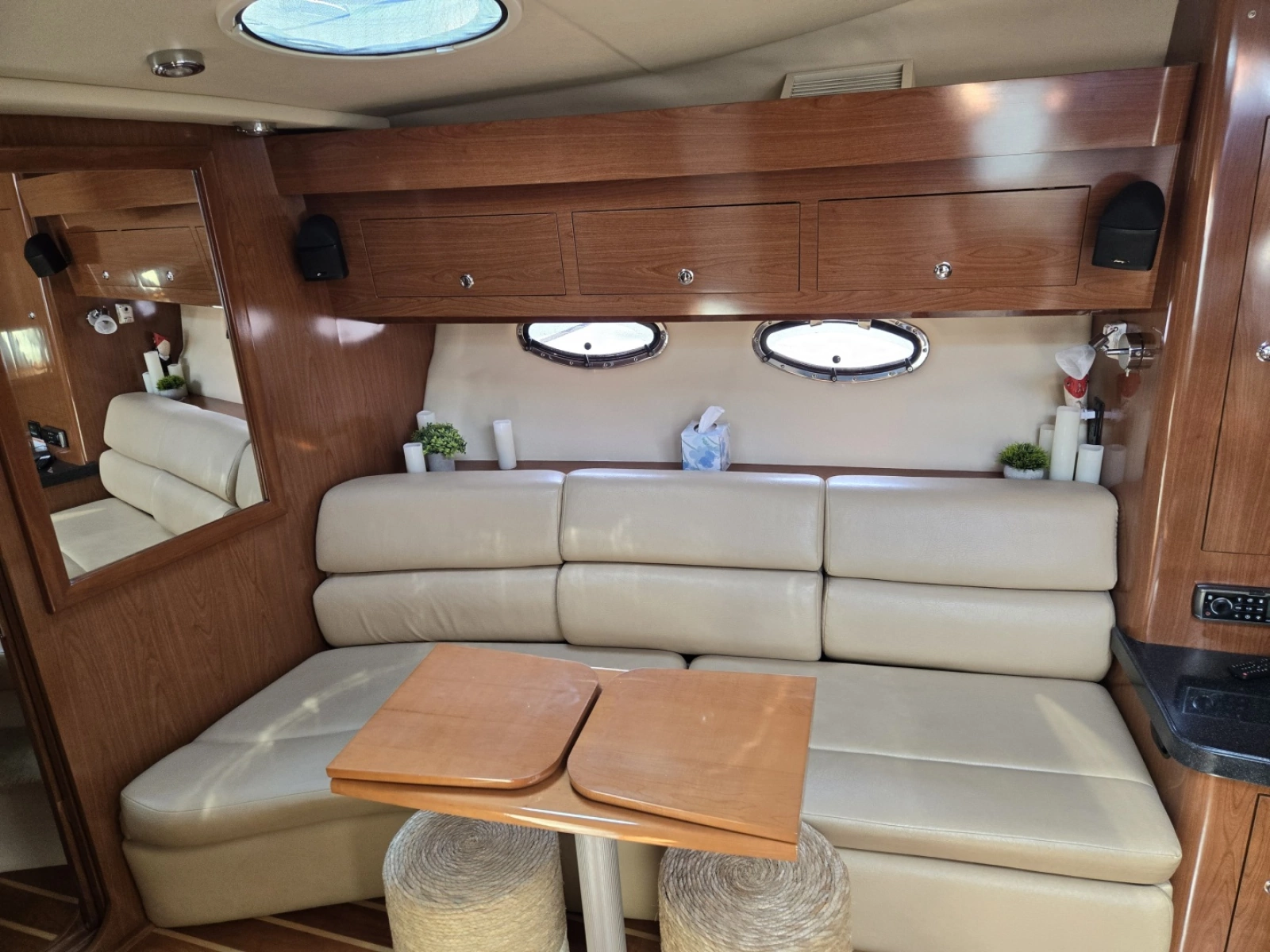 2010 Regal 3760