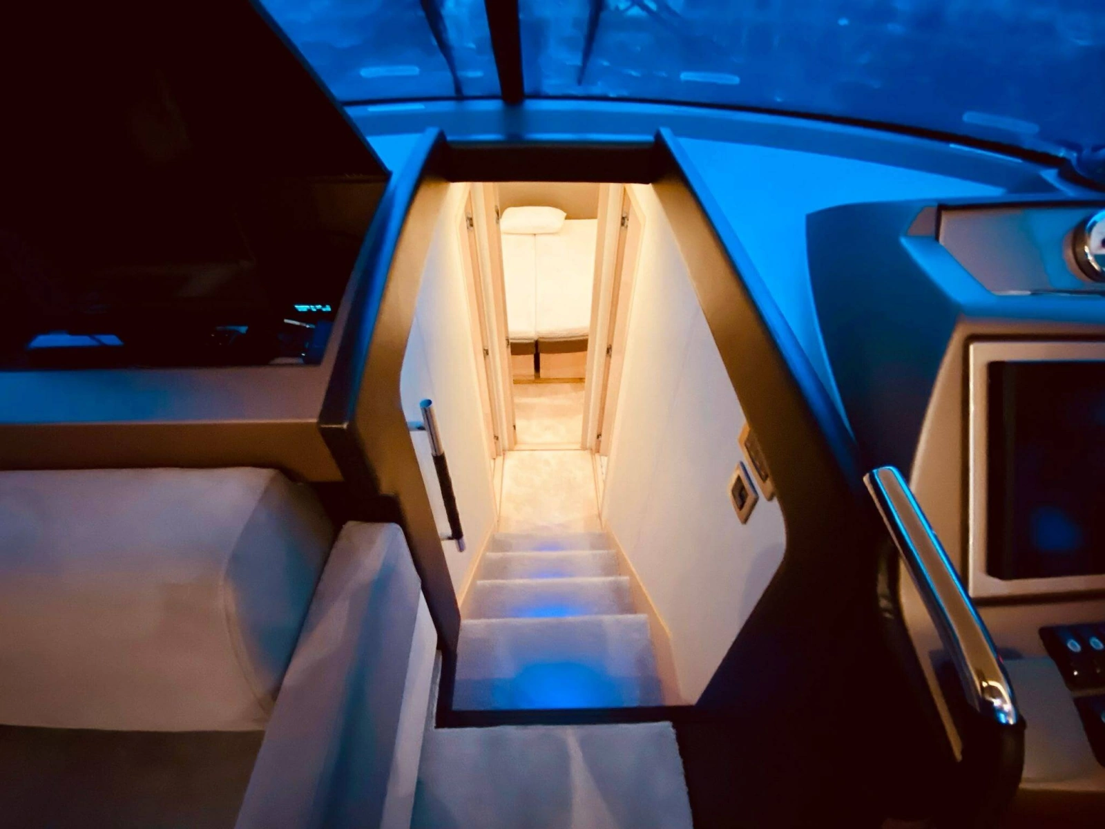 2016 Prestige 