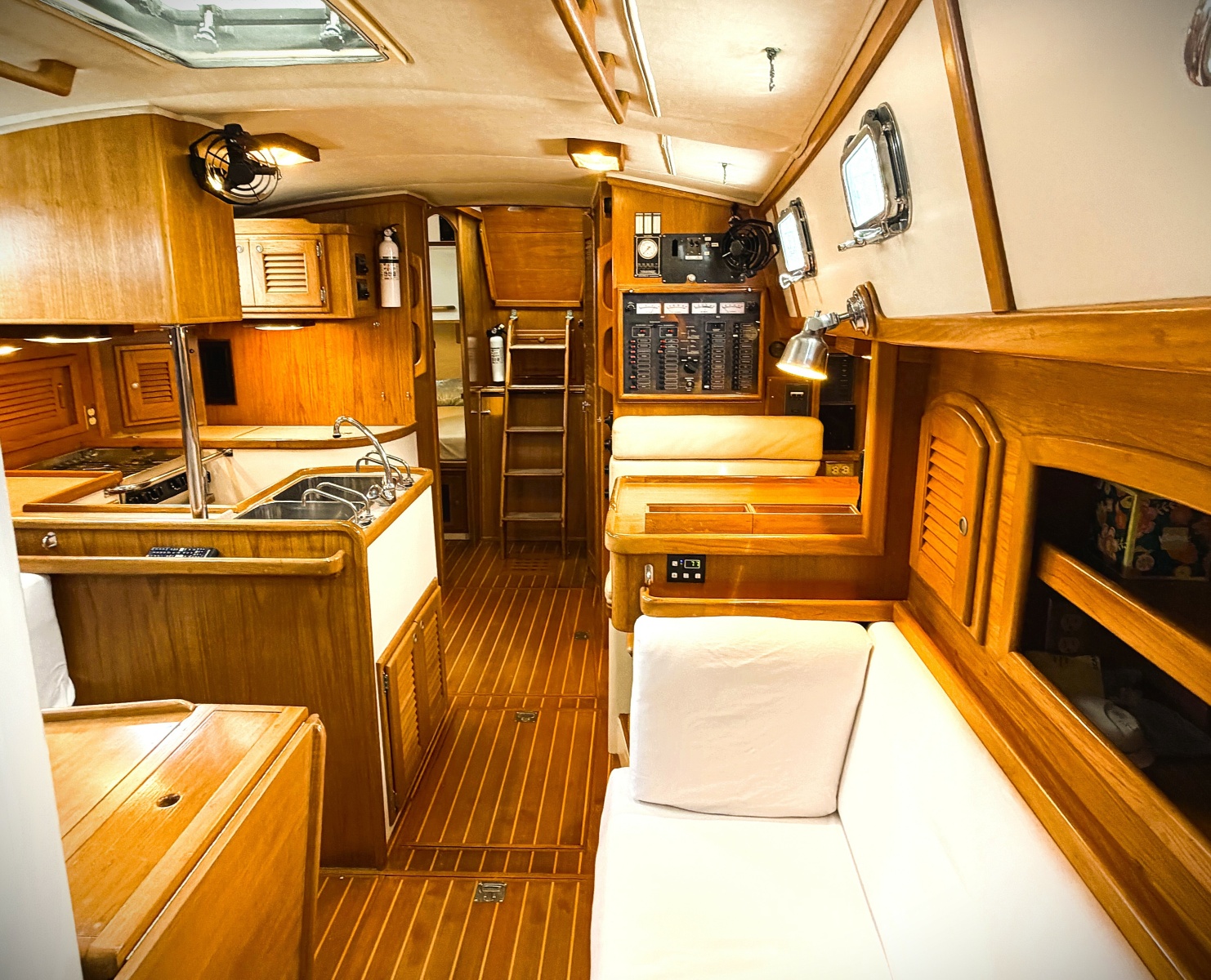 1997 Pacific Seacraft 40