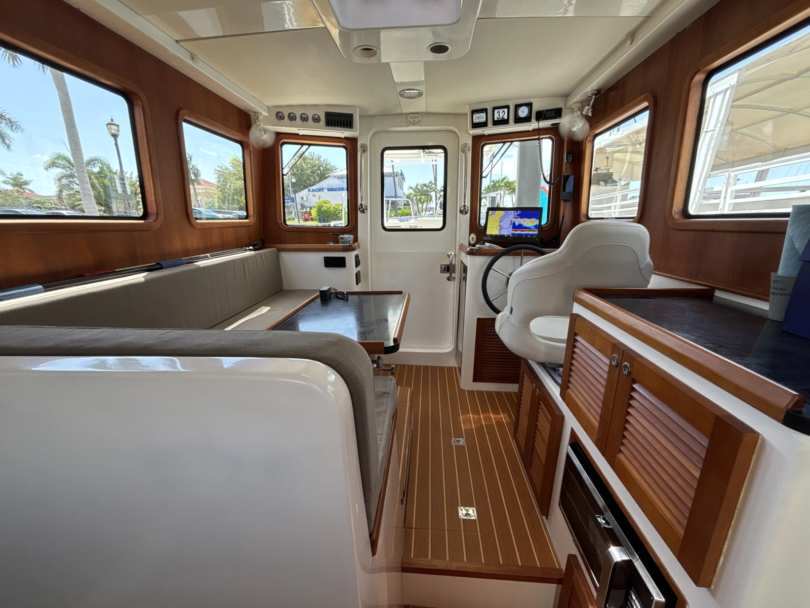 2022 SeaPiper 35 Trawler