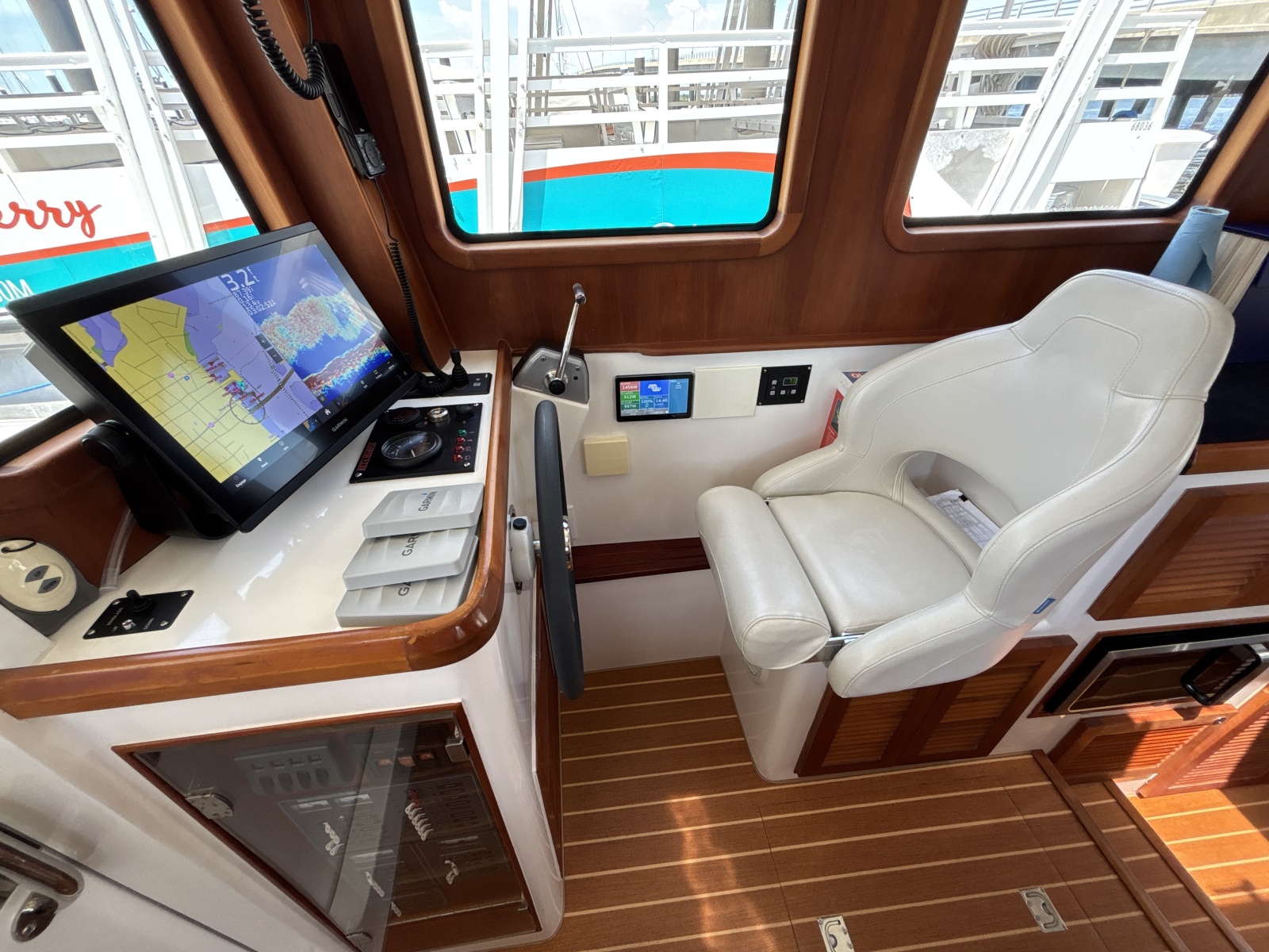 2022 SeaPiper 35 Trawler