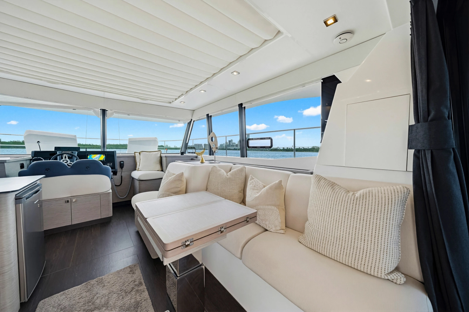 2023 Fountaine Pajot MY4S