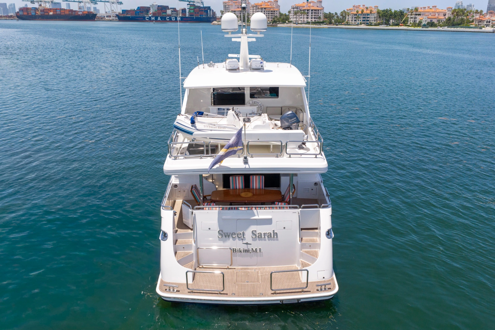 2006 Horizon 82 Skylounge